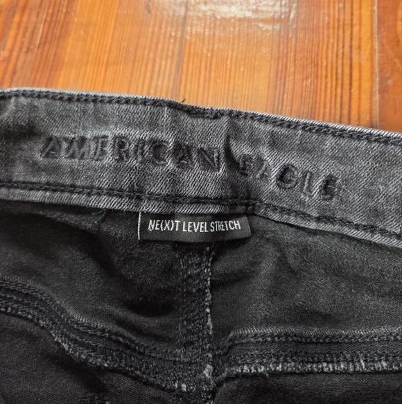 American Eagle Skinny Jean - Picture 4 of 7